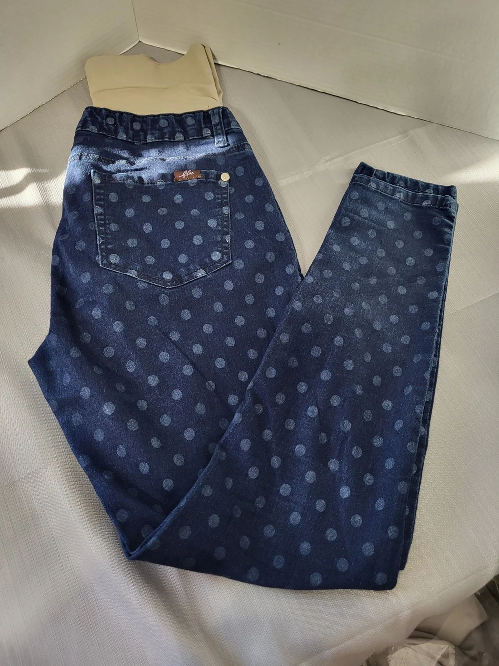 Lilac Branded Denim-Trim Top in Beige and Navy - Picture 5 of 5